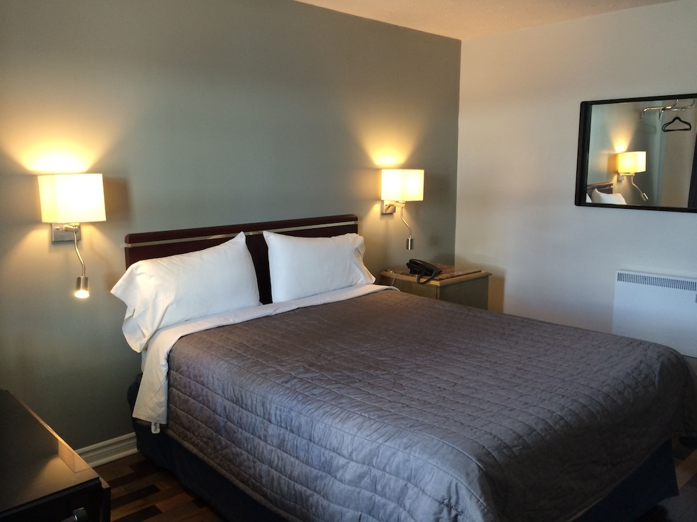 Olux Hotel Motel Suites 22/71