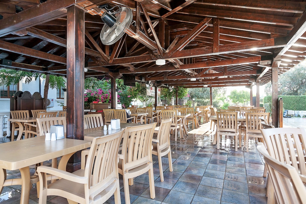 The Ship Inn Hotel Villas 32/50