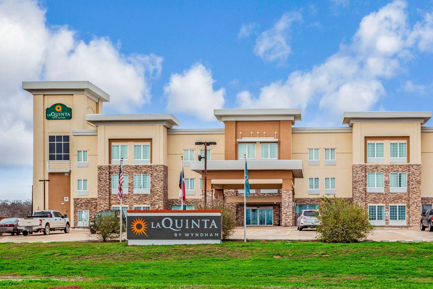 La Quinta Inn Suites Luling 3/23
