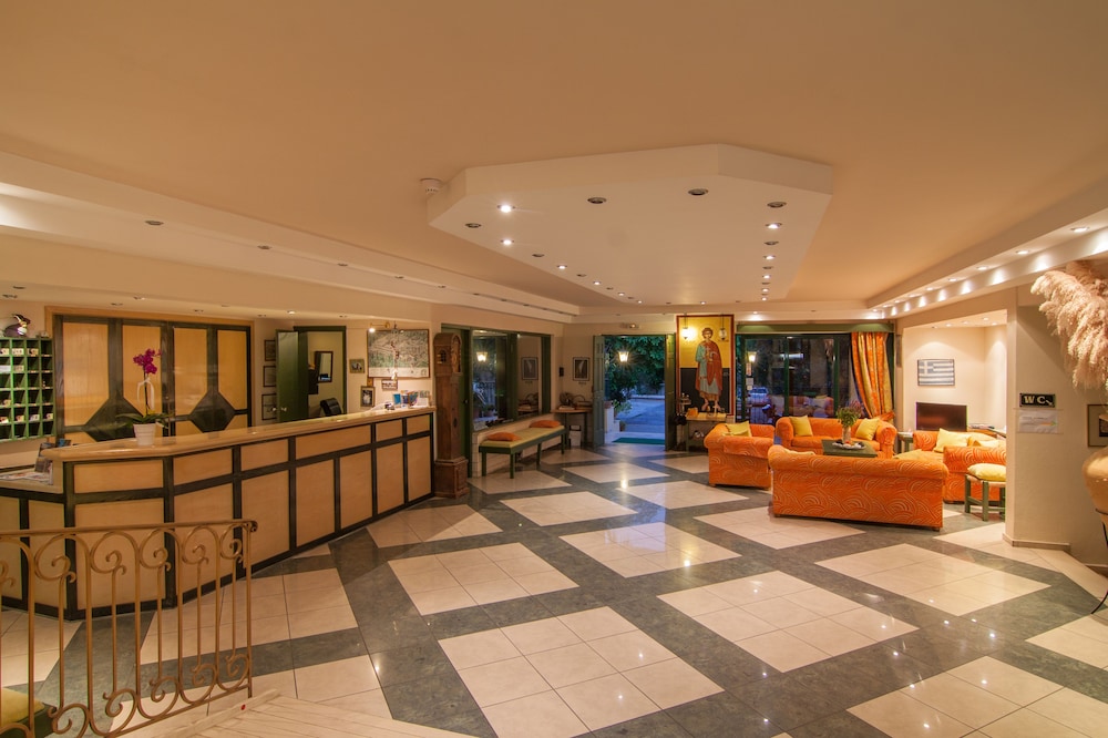 Trefon Hotel Apartments and Family Suites 8/73