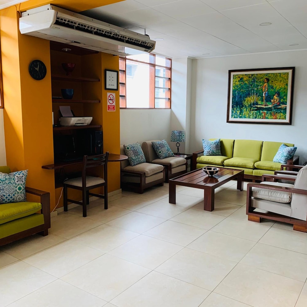 Acosta Hotel 43/55