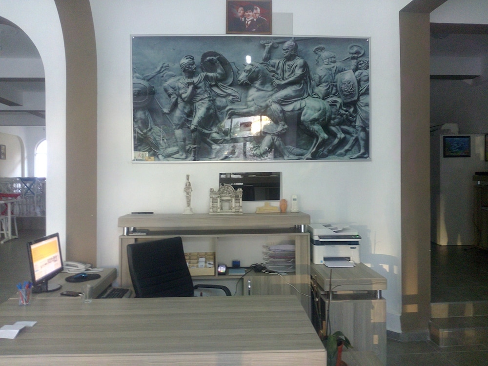 Nicea Hotel 47/60