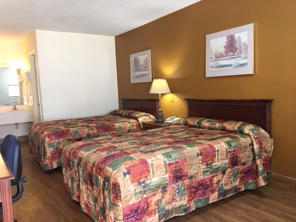Budget Inn Talladega 15/61