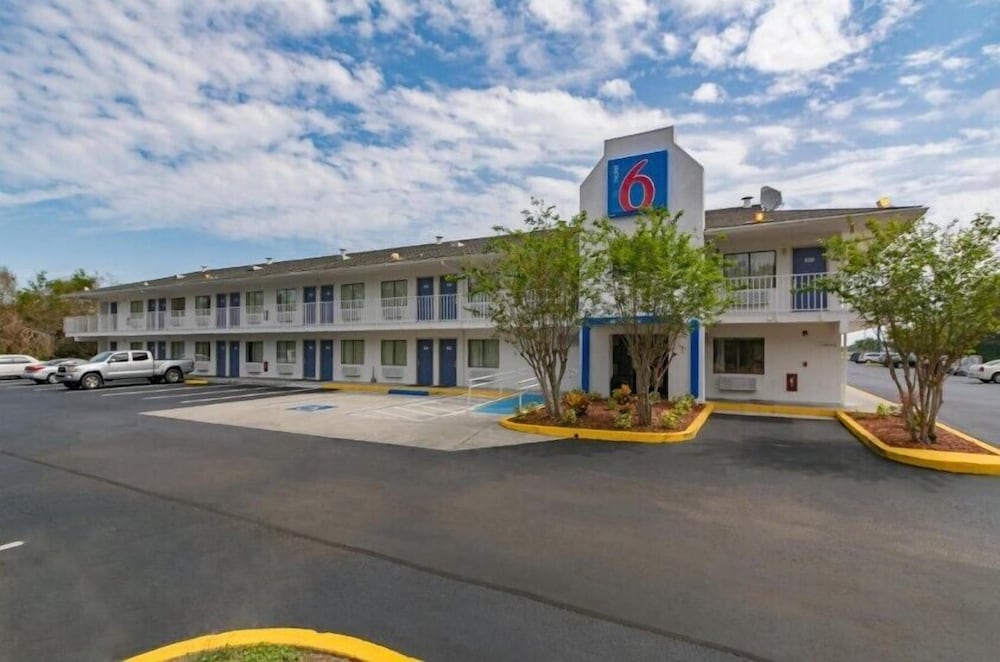 Motel6 Ft. Pierce, FL 47/60