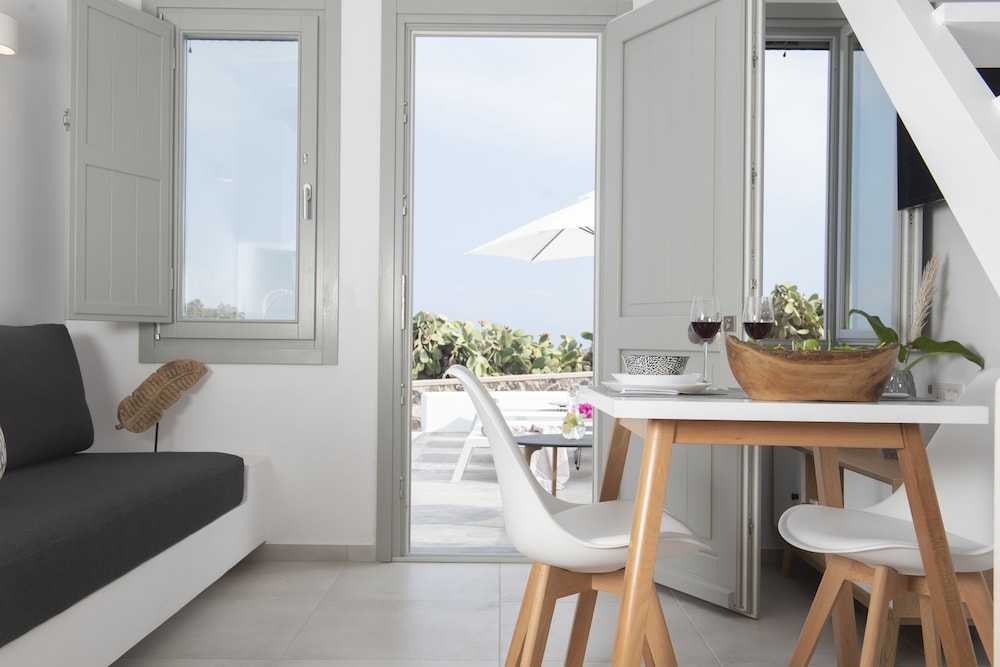White Orchid Luxury Suites 37/50