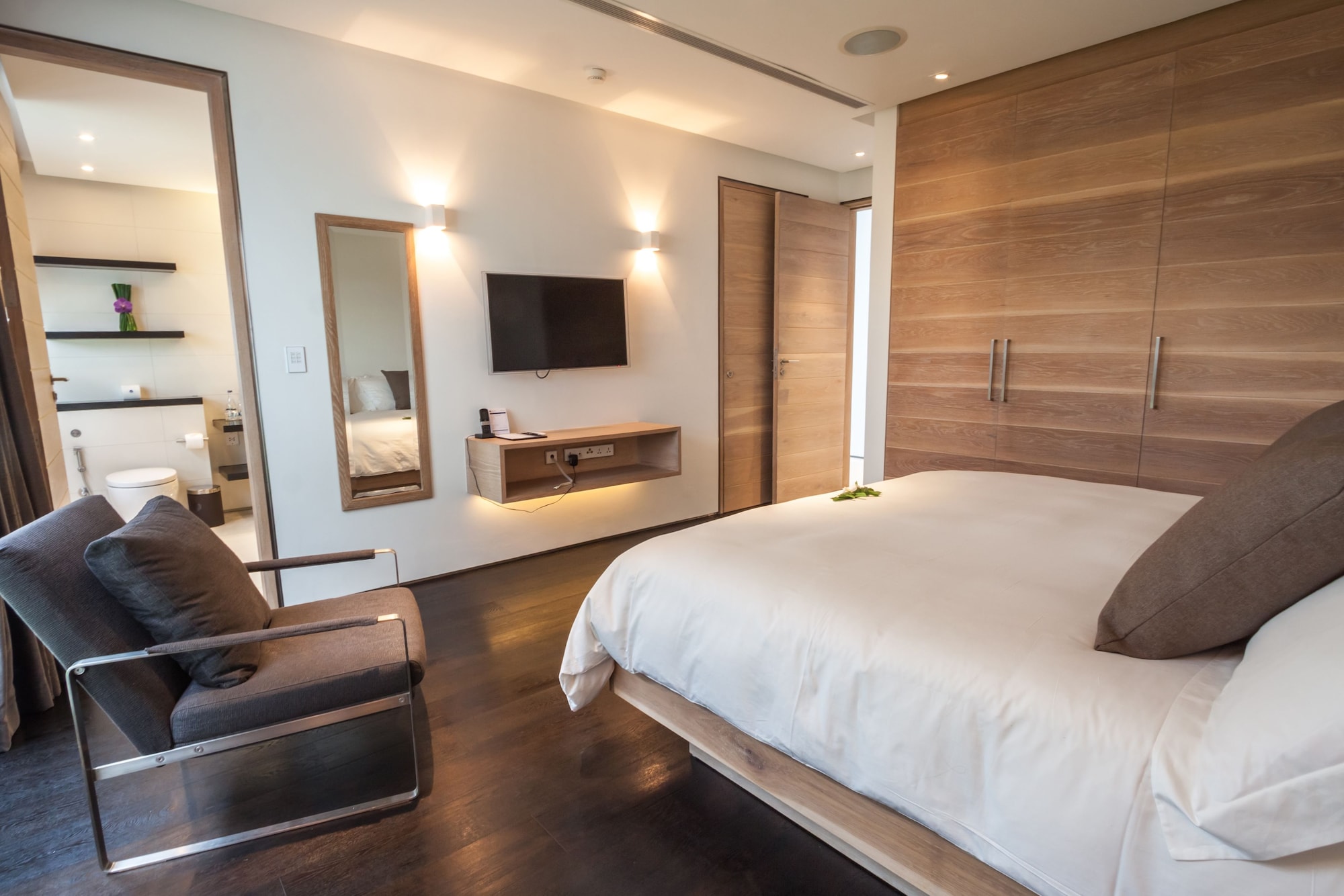 One Bedroom Sky Pool Villa [175 Sqm]
