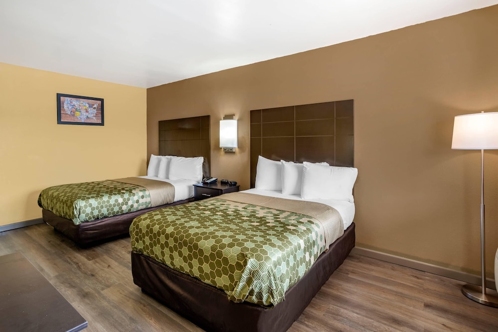 Econo Lodge Easton 42/61