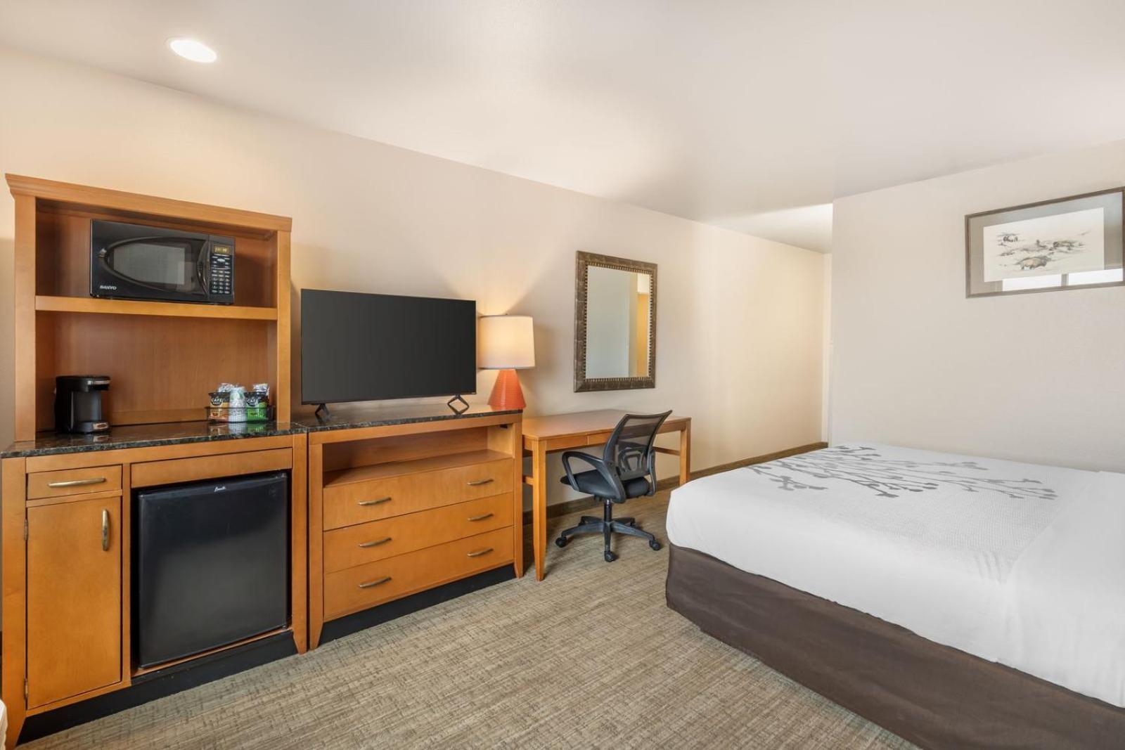 Colstrip Inn and Suites 13/44