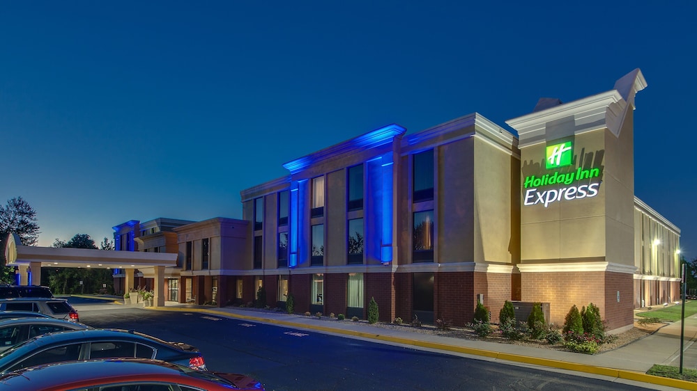 Holiday Inn Express Richmond Midlothian Turnpike 1/51