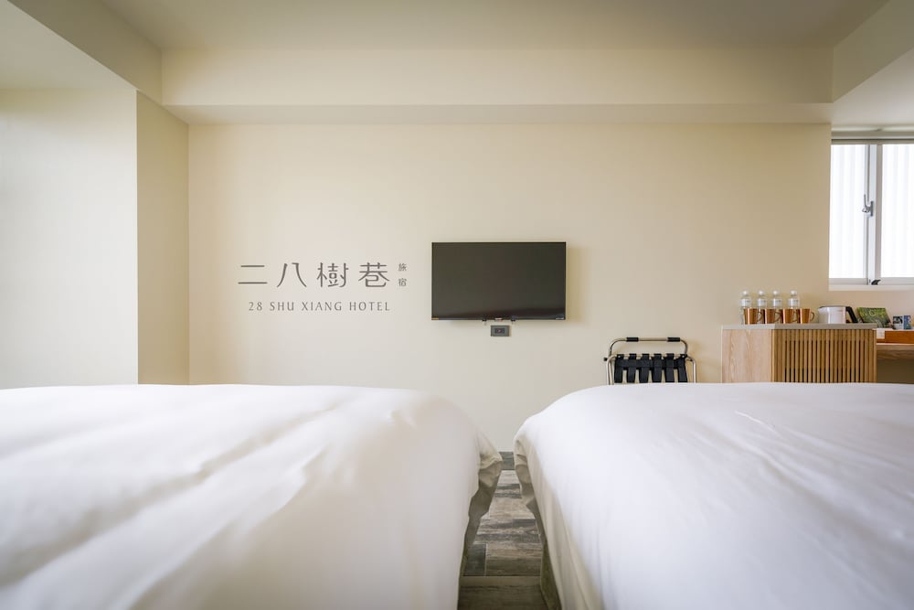 28 Shu Xiang Hotel 21/64