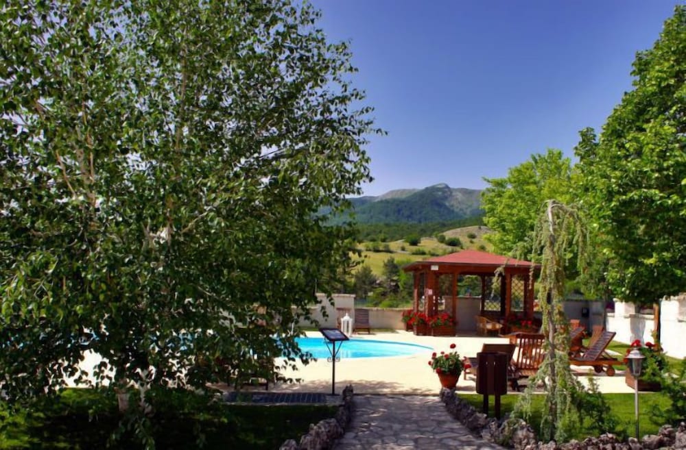 Hotel Bucaneve 35/40