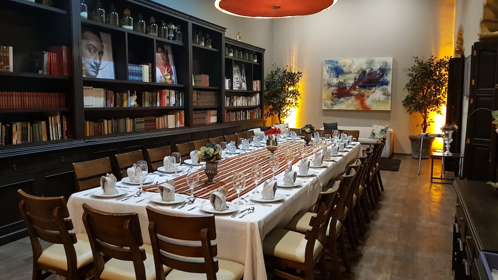 Meson de Santa Rosa Luxury Hotel 51/70