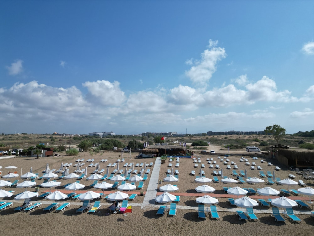 Irem Garden Hotel & Apartments 65/69