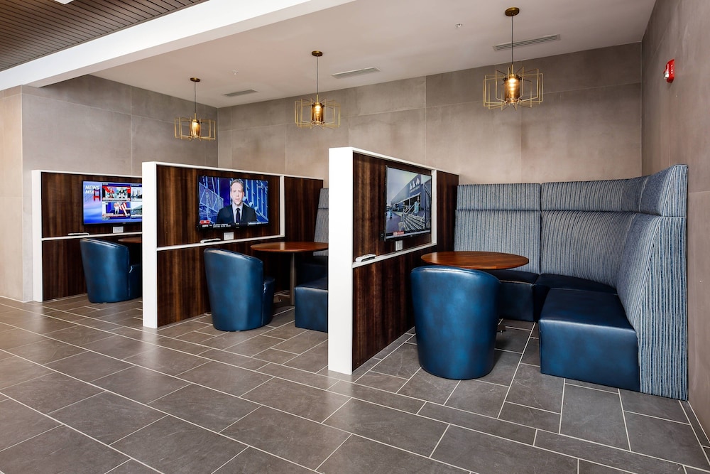 Courtyard by Marriott Pensacola West 4/44
