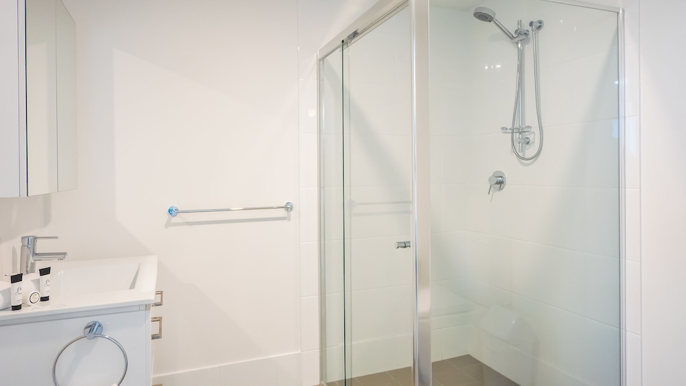 Annexe Apartments 26/28