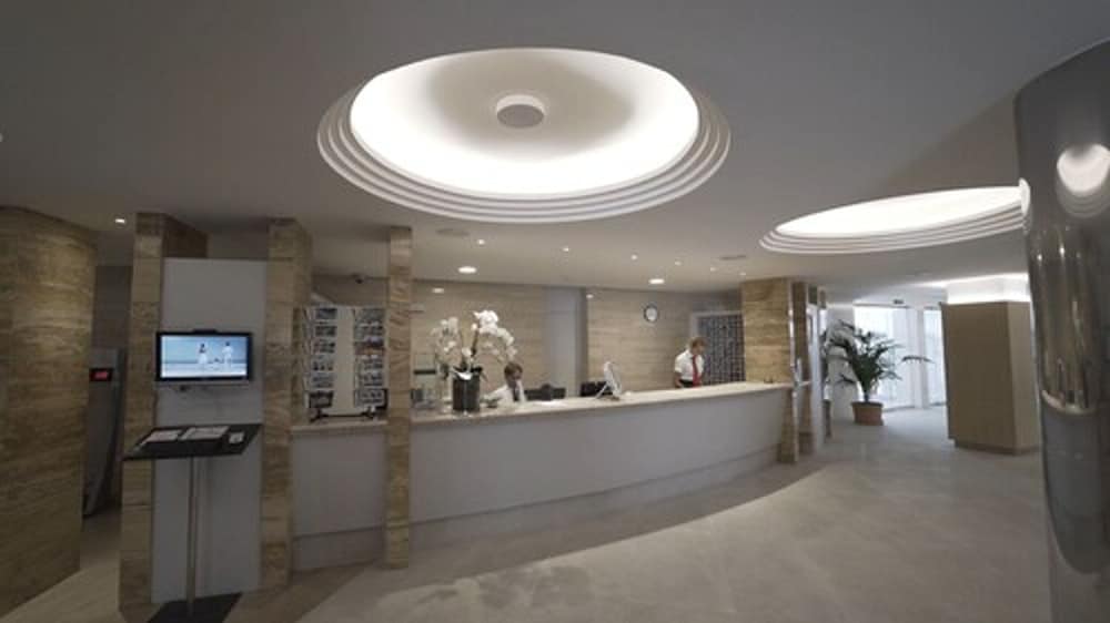 Hotel Girasol 4/48