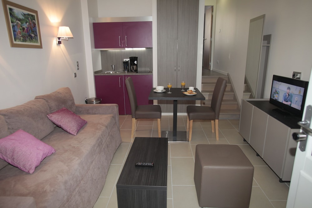 Appart'hotel Odalys City Dijon Centre Les Cordeliers 53/78