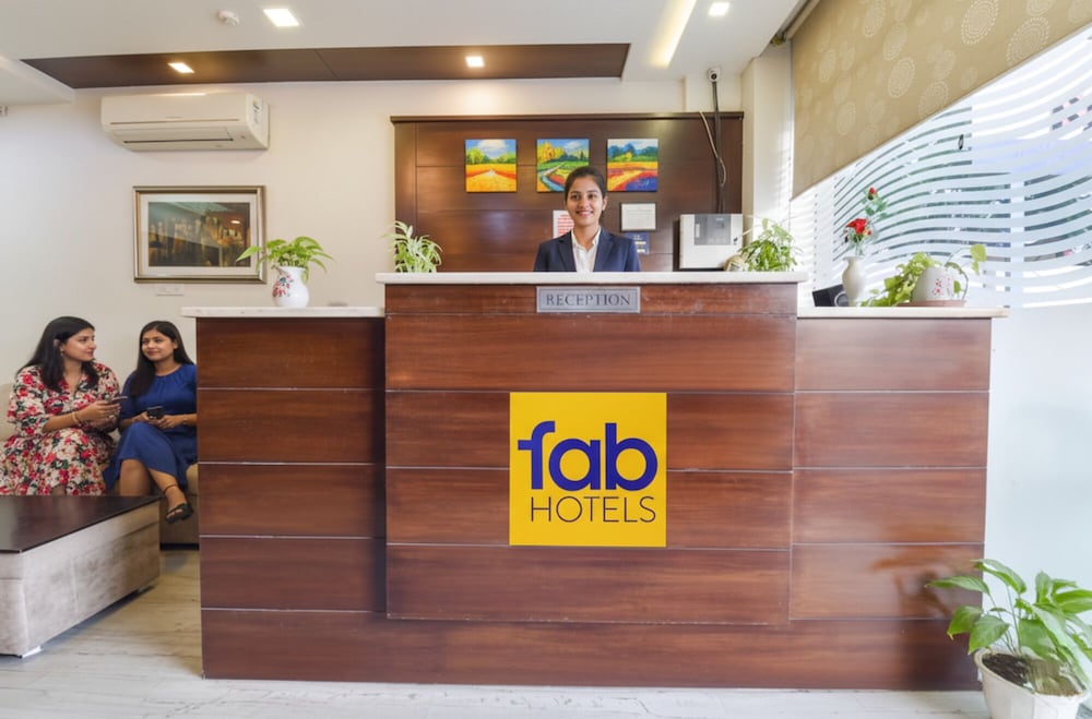 Fabhotel Signature Inn 8/50