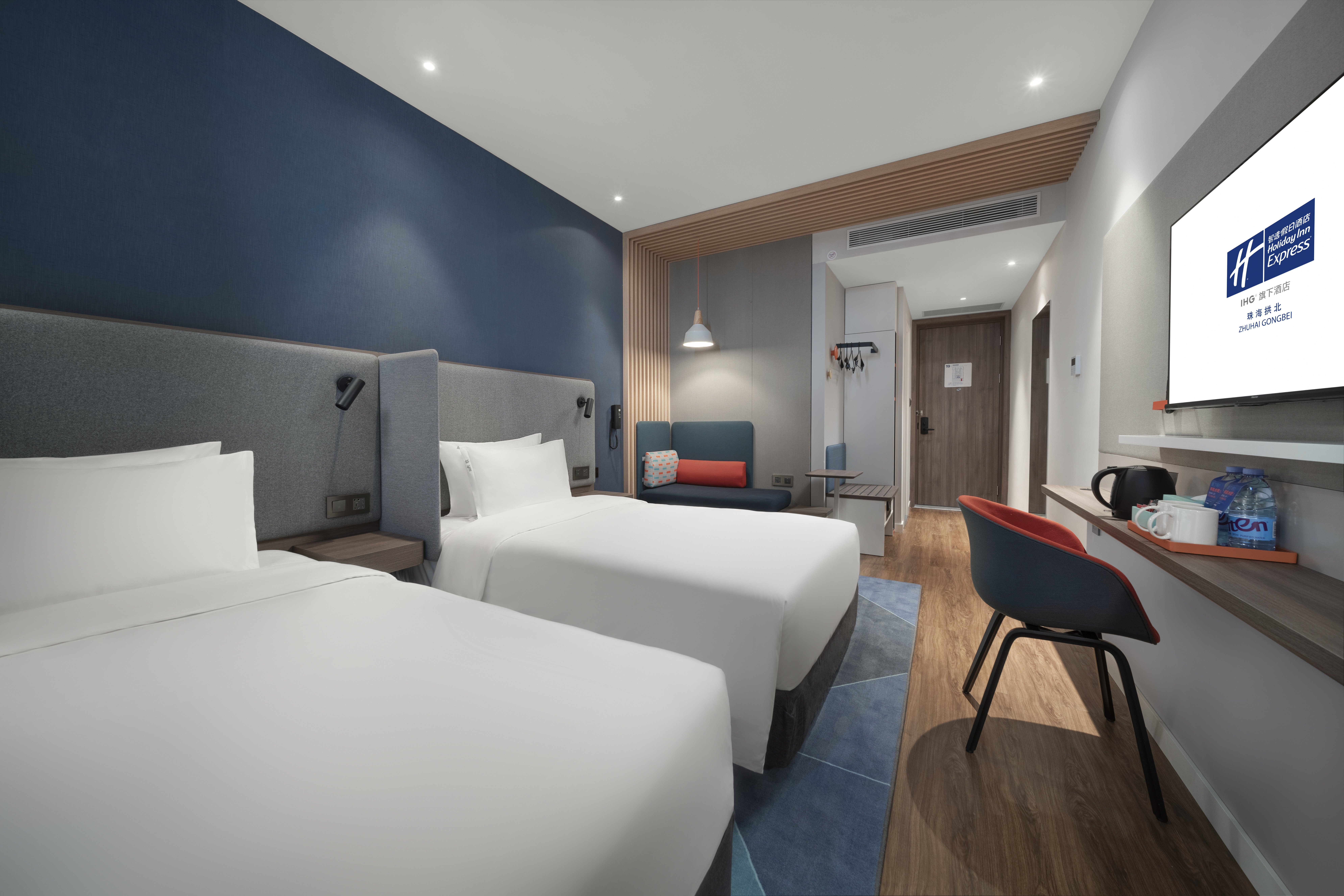 Holiday Inn Express Zhuhai Gongbei 6/63