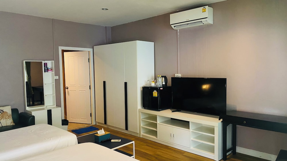 غرفة ديلوكس بسريرين منفصلين بشرفة، Bella Vista Beach Resort Koh Lipe 10/10