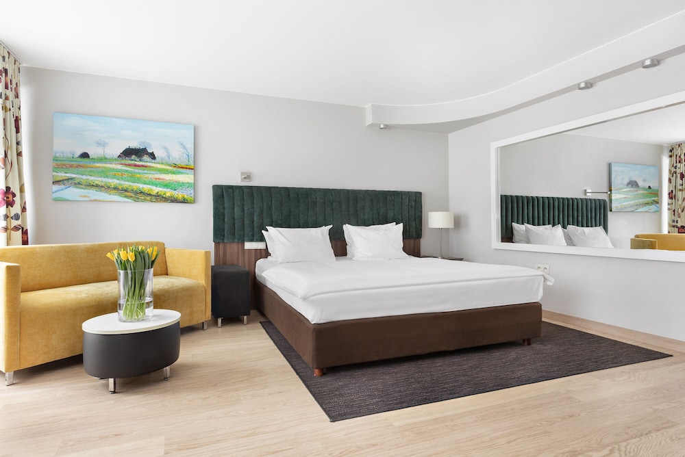 HOTEL MODERNO 22/63
