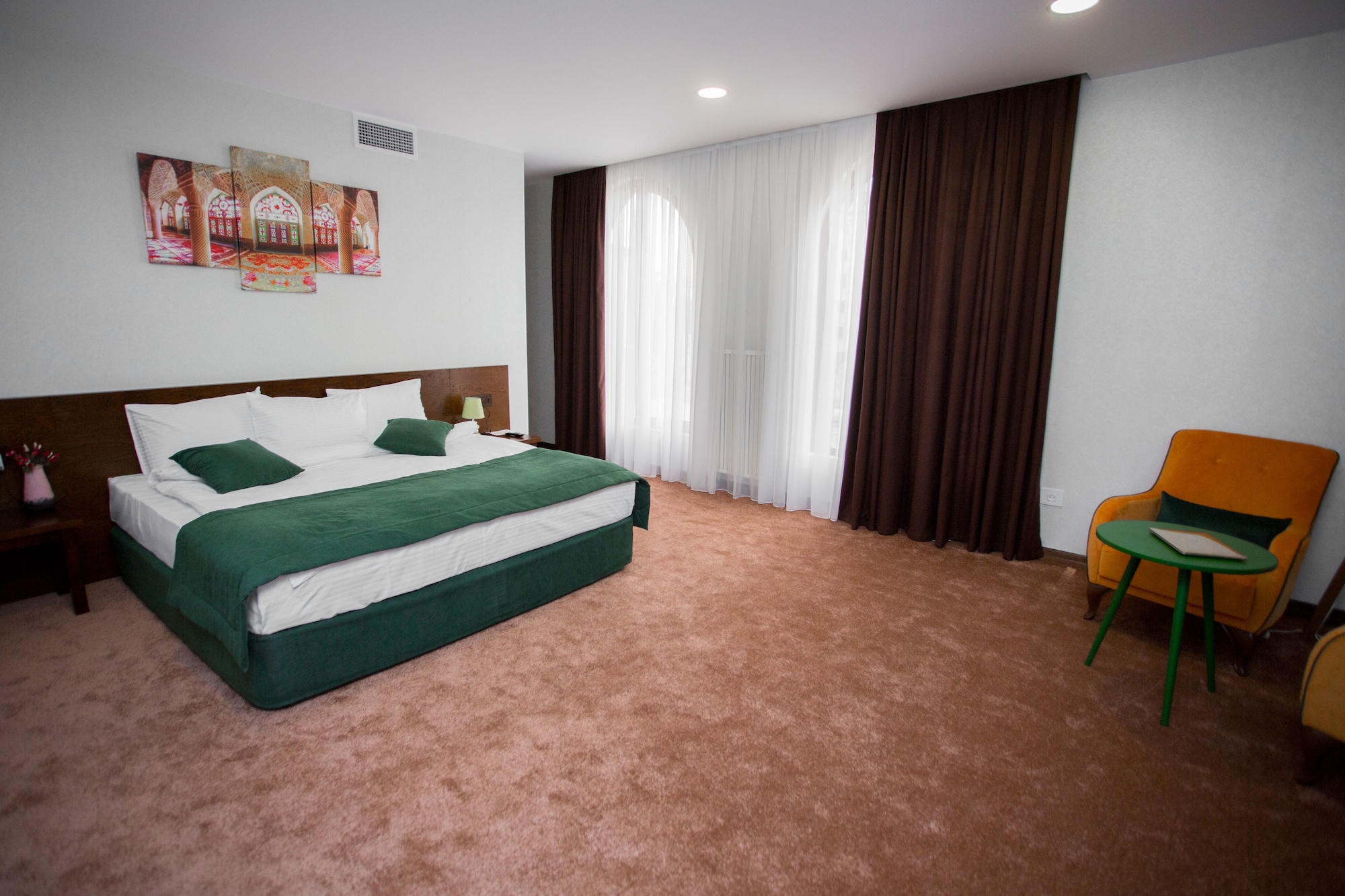 SUPERIOR, DOUBLE BED