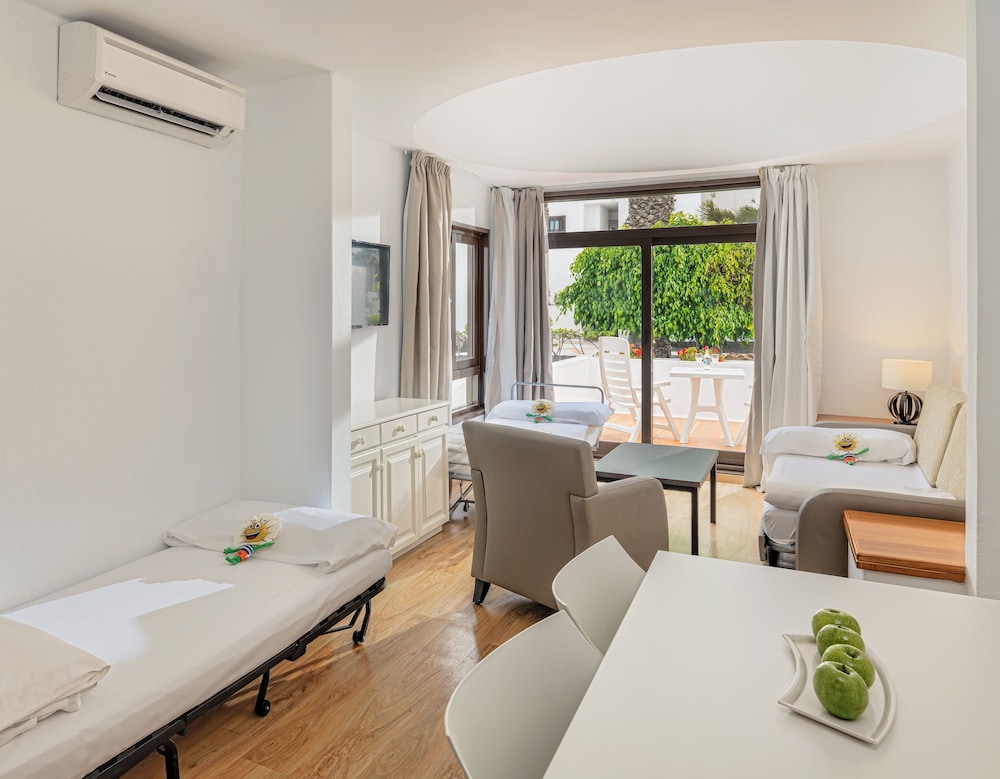 H10 Suites Lanzarote Gardens 31/73