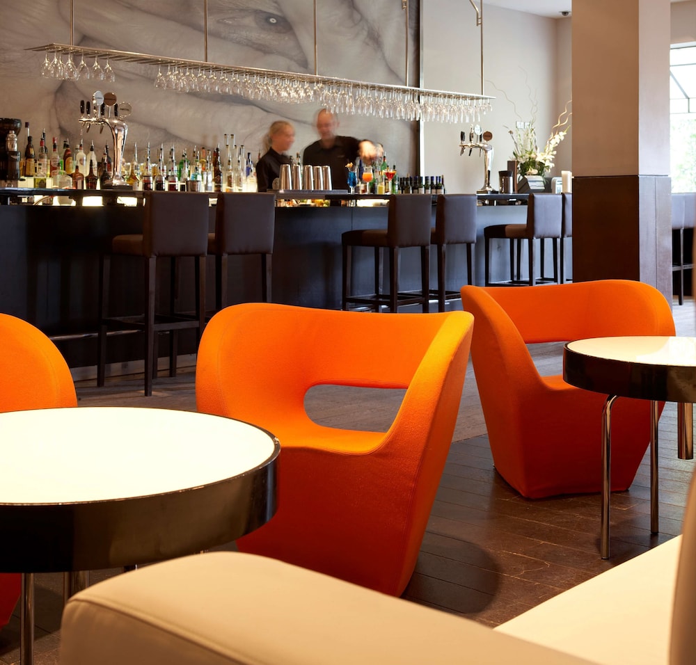 PARK PLAZA CARDIFF 51/60