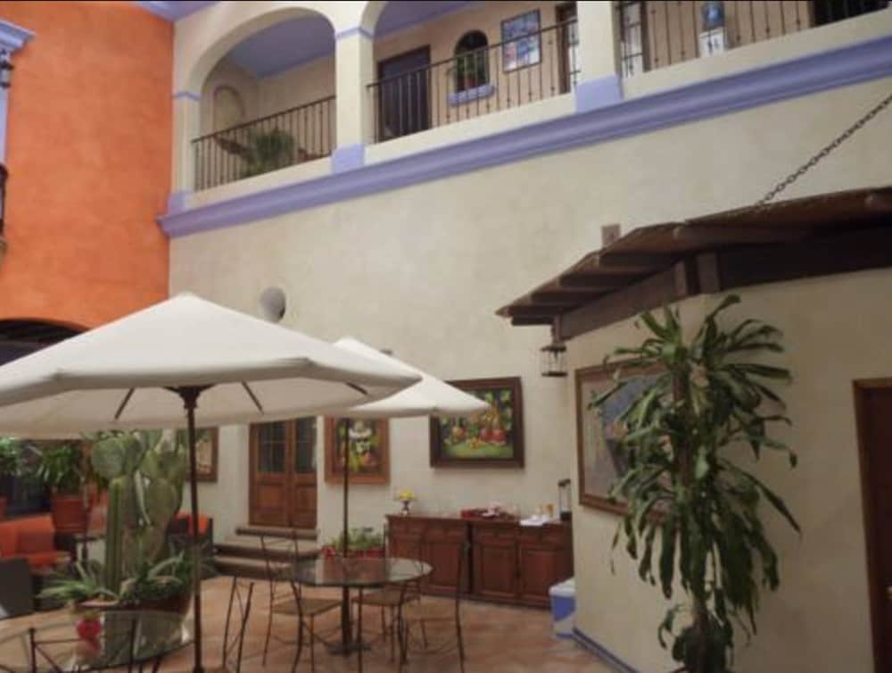 Hotel Trebol 4/59