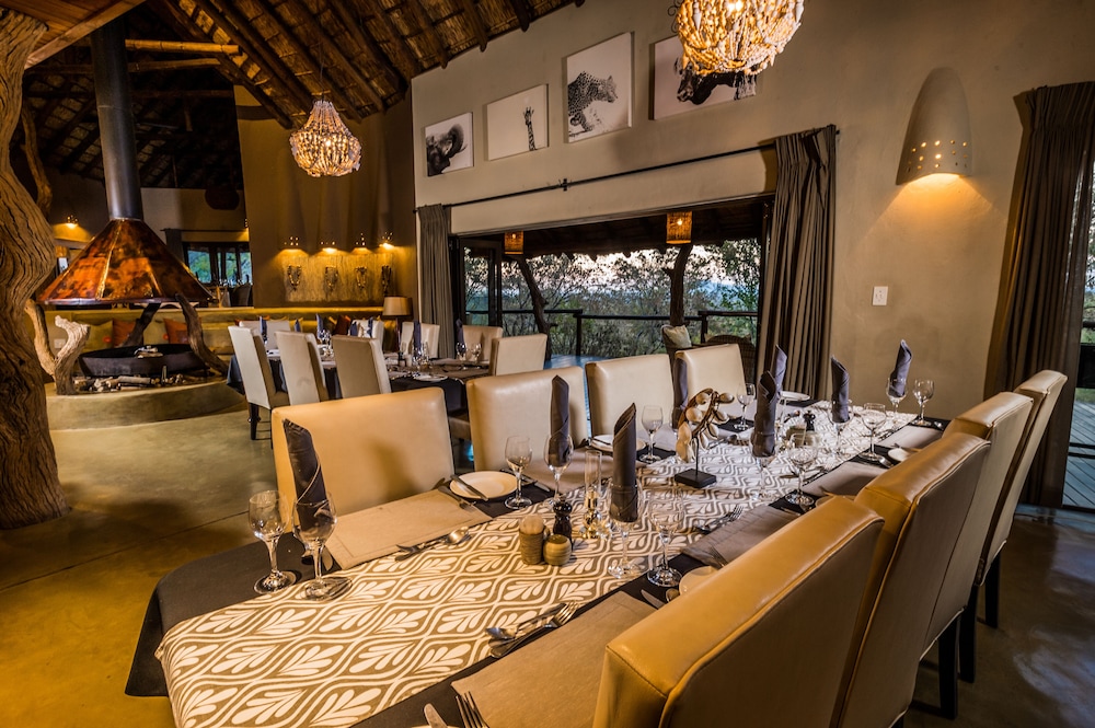 Impodimo Game Lodge 20/32