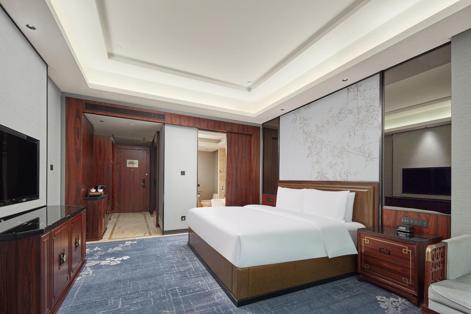 HUALUXE Leshan by IHG 7/46