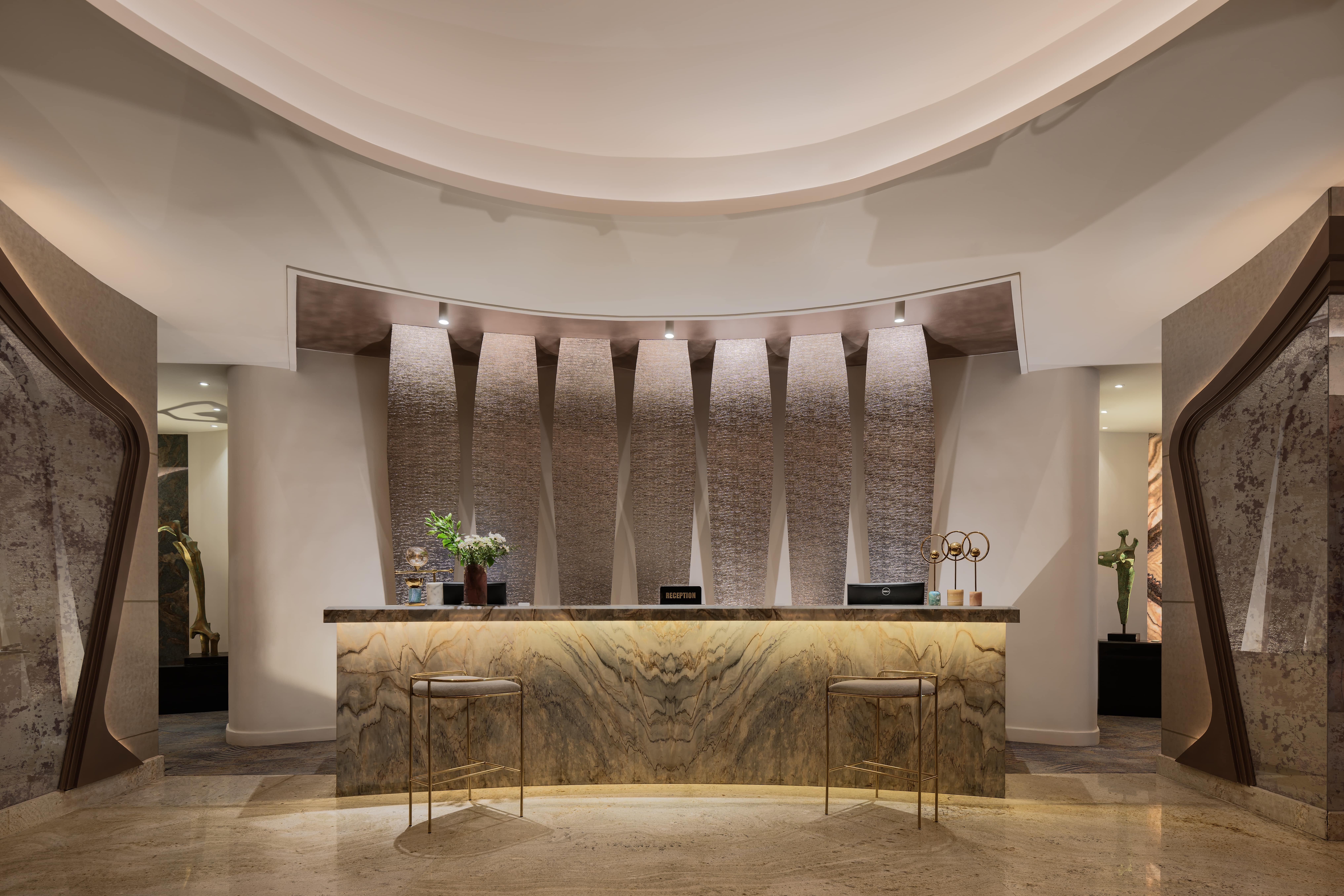 Mirage Hotel & Conference Center 5/53