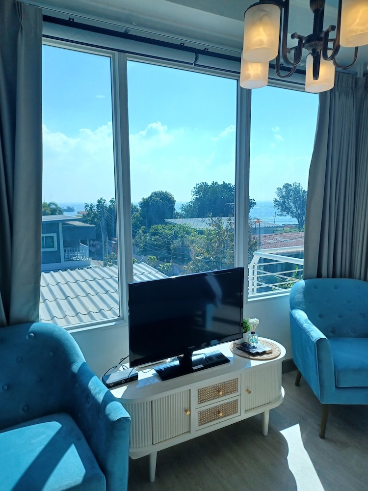 Koh Larn Riviera 33/50