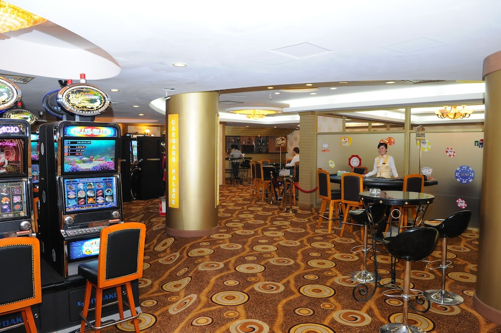 Palace Hotel 44/50