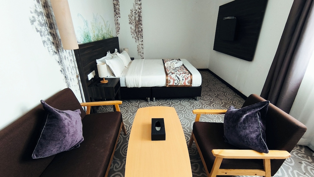 Natol Travelers & Business Inn 41/50