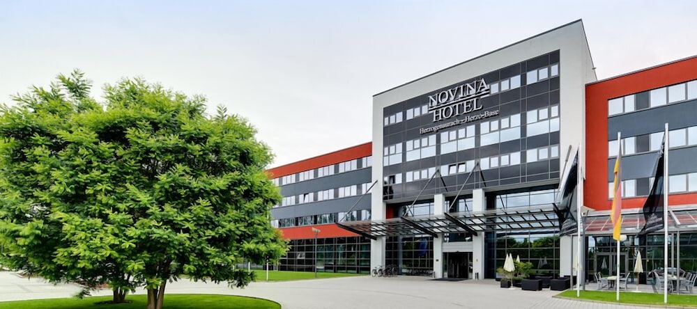 NOVINA HOTEL HERZOGENAURACH HERZO-BASE 2/66