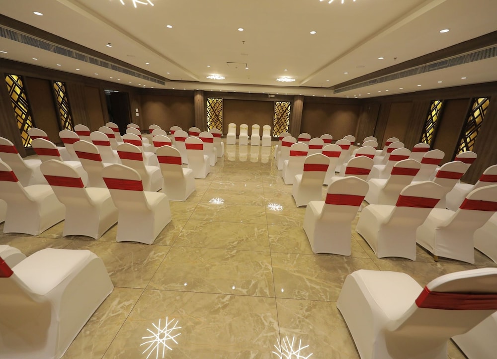 Sarovar Portico Somnath 61/72