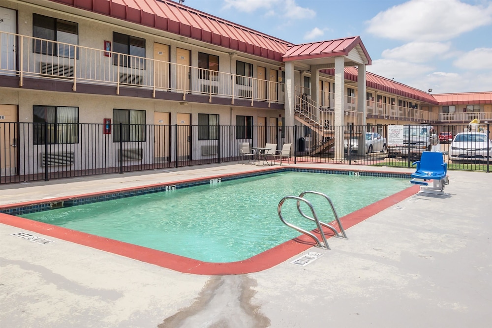 Motel6 Mesquite, TX - Rodeo - Convention Ctr in MESQUITE - TX