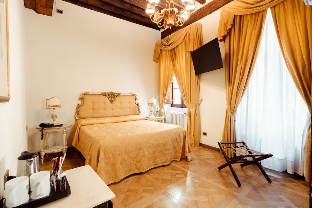 Palazzo Alexander 26/71