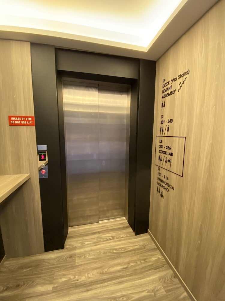 ST Signature Tanjong Pagar 36/50