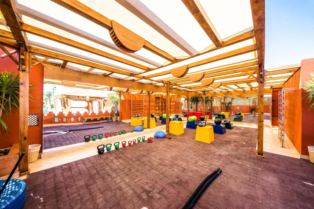 Sunrise Garden Beach Resort and Spa 62/72