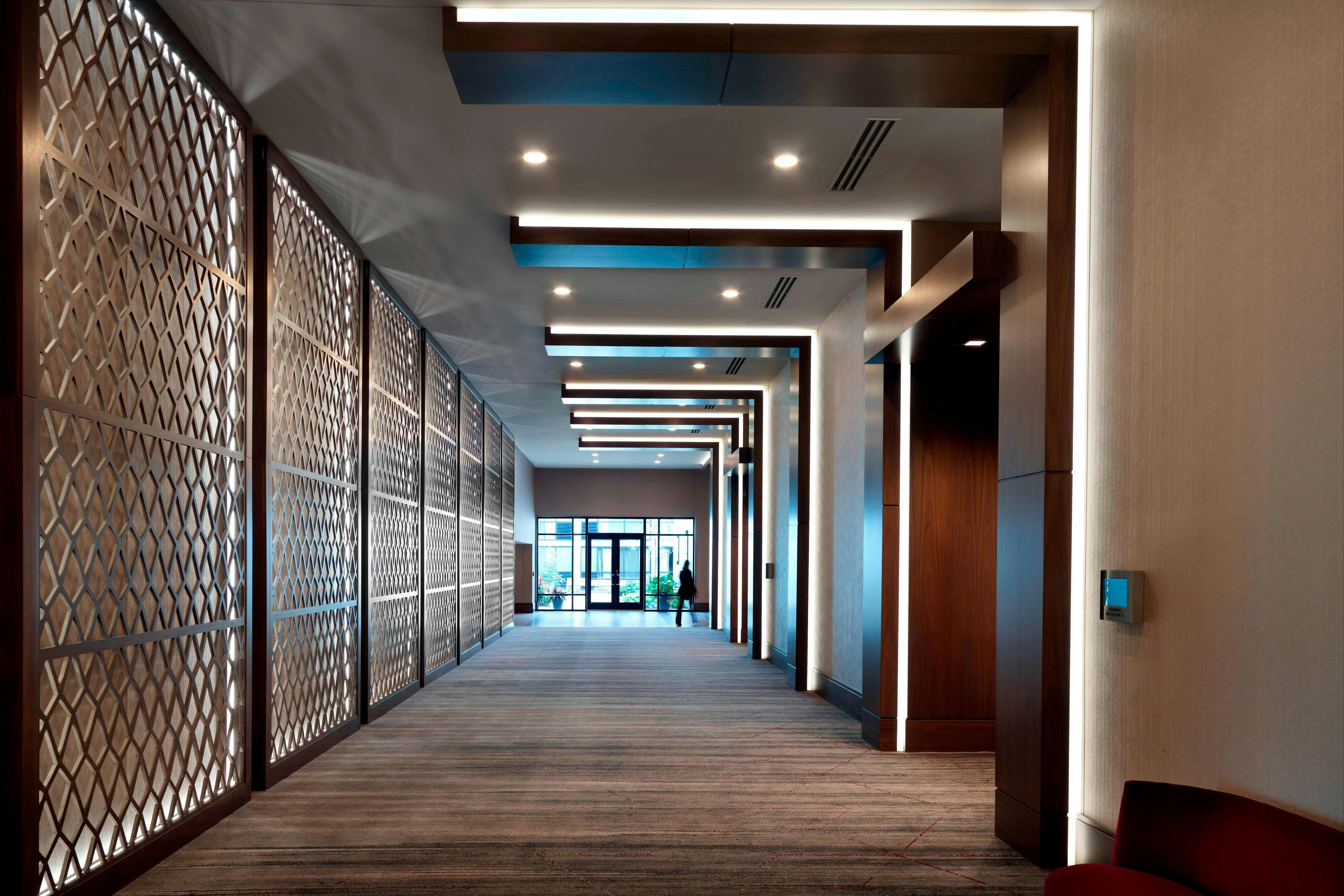 Lobby at Marriott Columbus OSU, COLUMBUS - OH