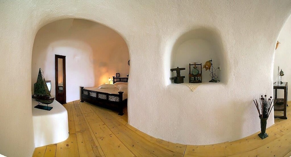 Fanari Villas 25/50
