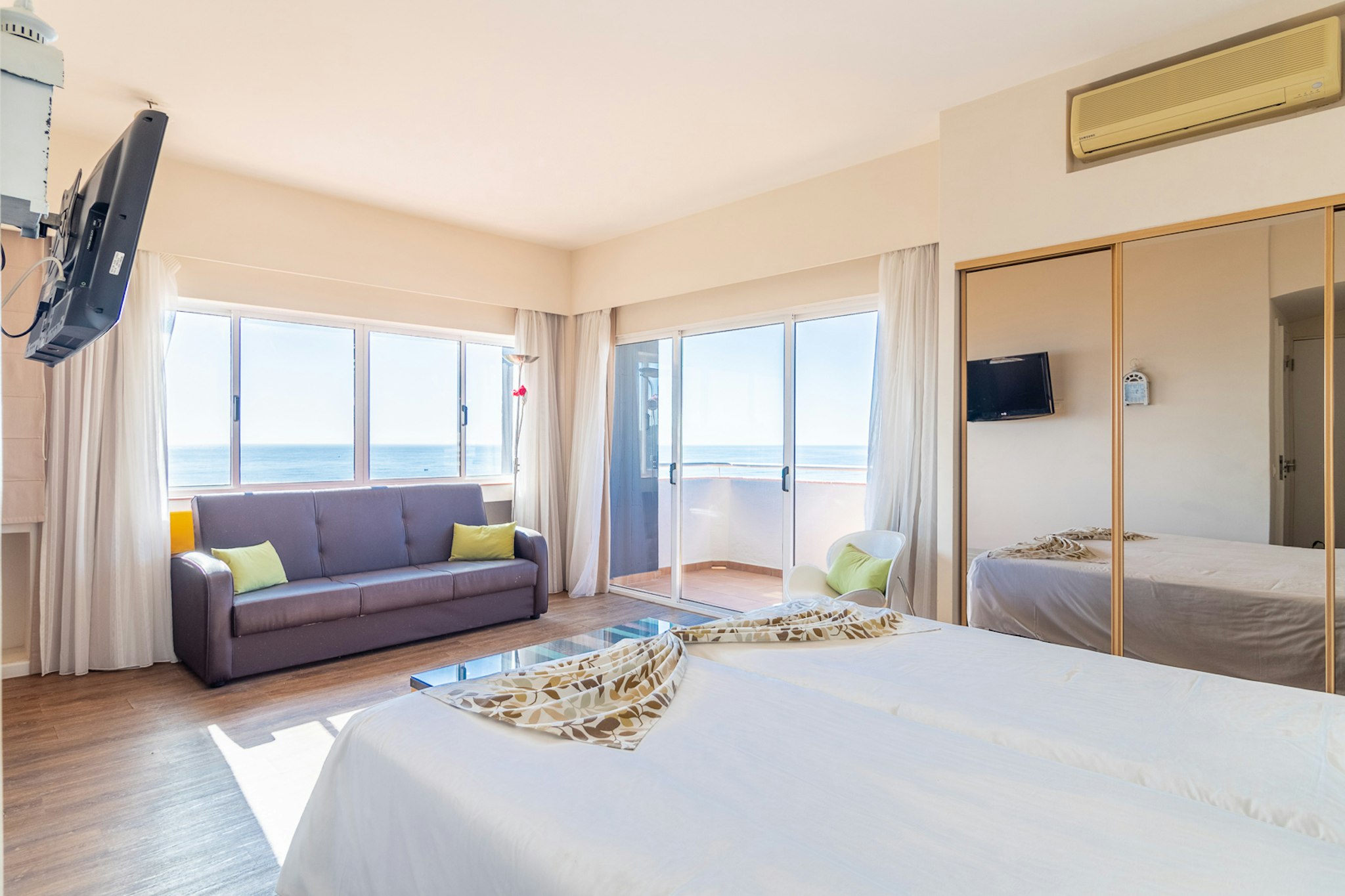 Studio Superior Sea View 2+0