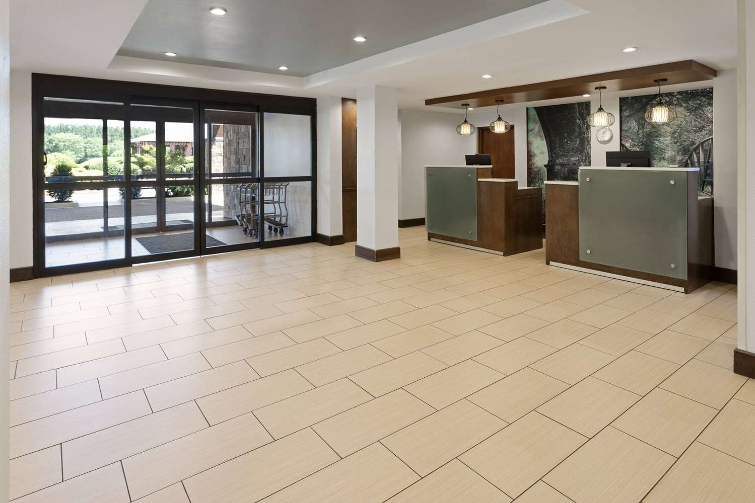 La Quinta Inn and Suites by Wyndham LaGrange / I-85 6/26