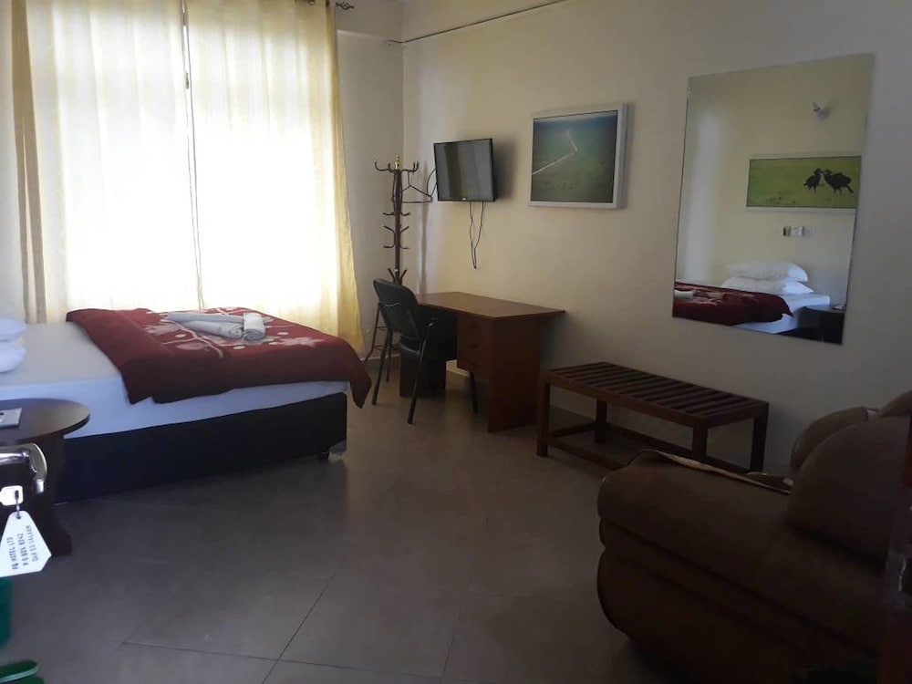 FQ Hotel 20/33