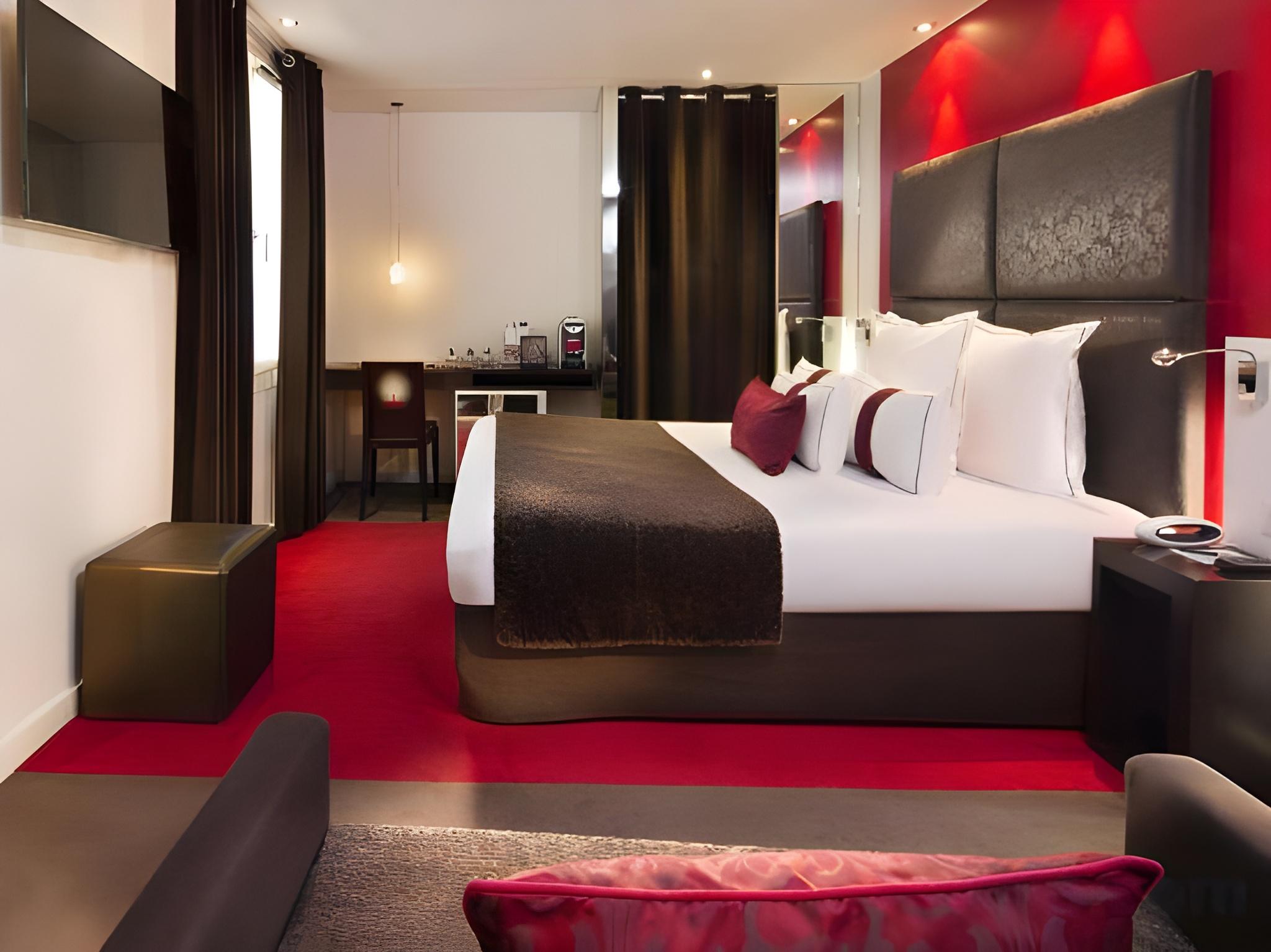 Room, Triple, 1 Double and 1 Single Bed
