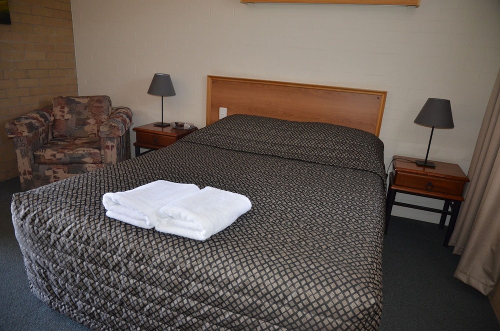 Alexander Motor Inn Moree 15/34