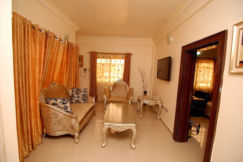 Ayalla Hotels Ltd 27/50