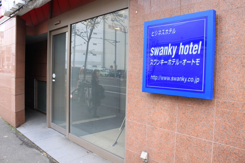 SWANKY HOTEL OTOMO in SAPPORO